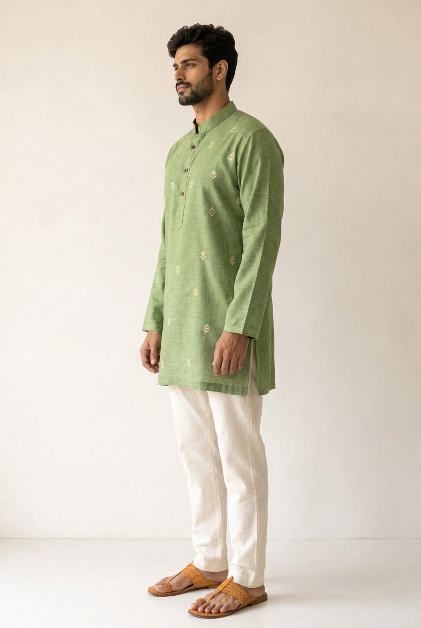 Aakaar Geometric Embroidered  Kurta – Sage Green